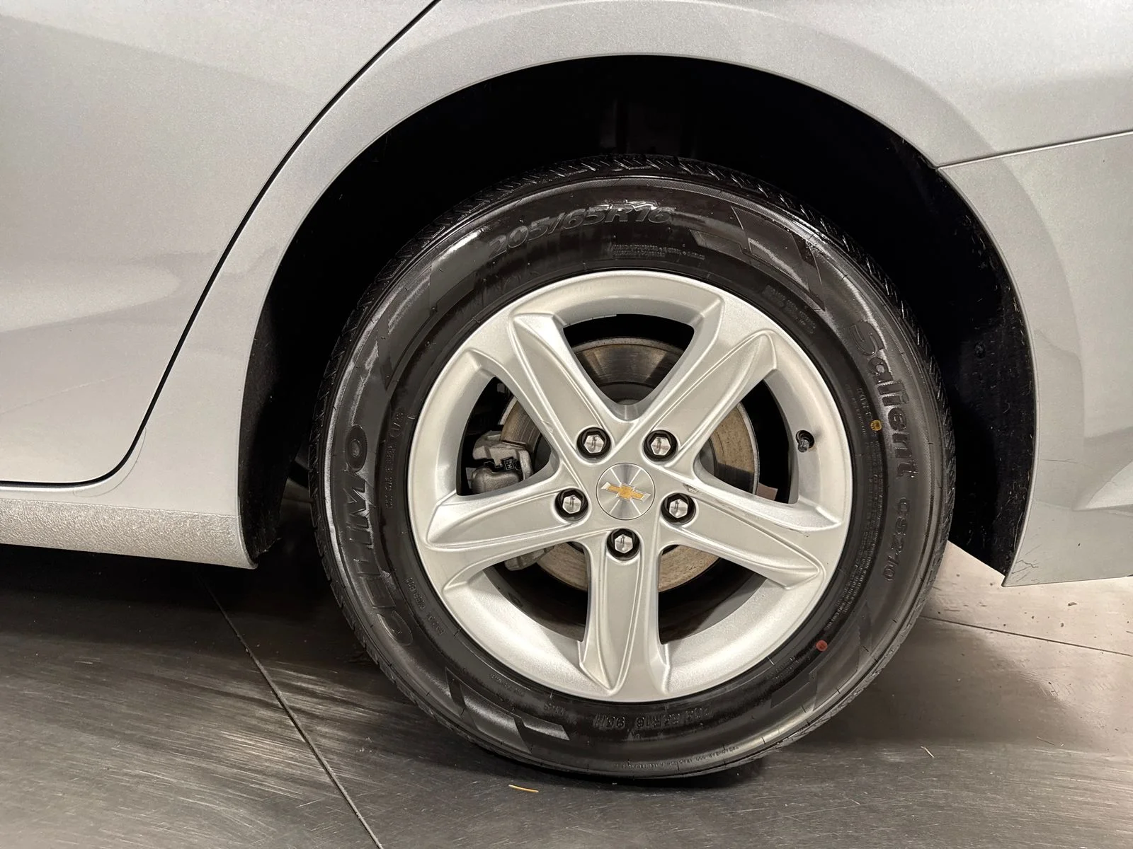 Used 2023 Sterling Gray Metallic Chevrolet LT 1LT image 12