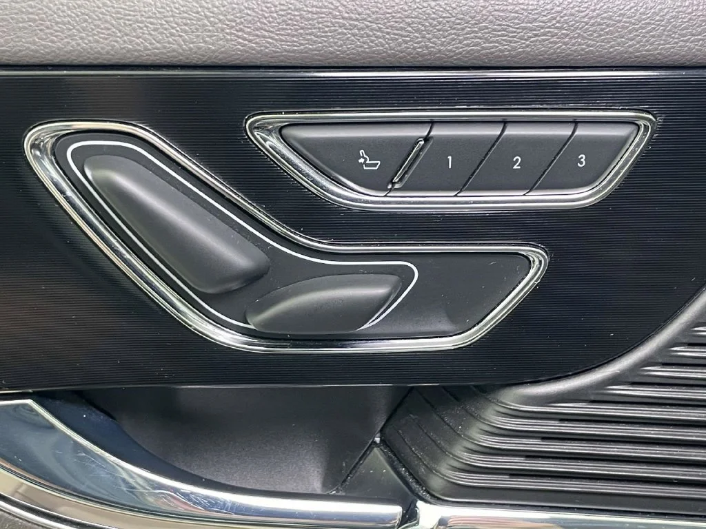 Used 2021 Gray Lincoln Standard image 26