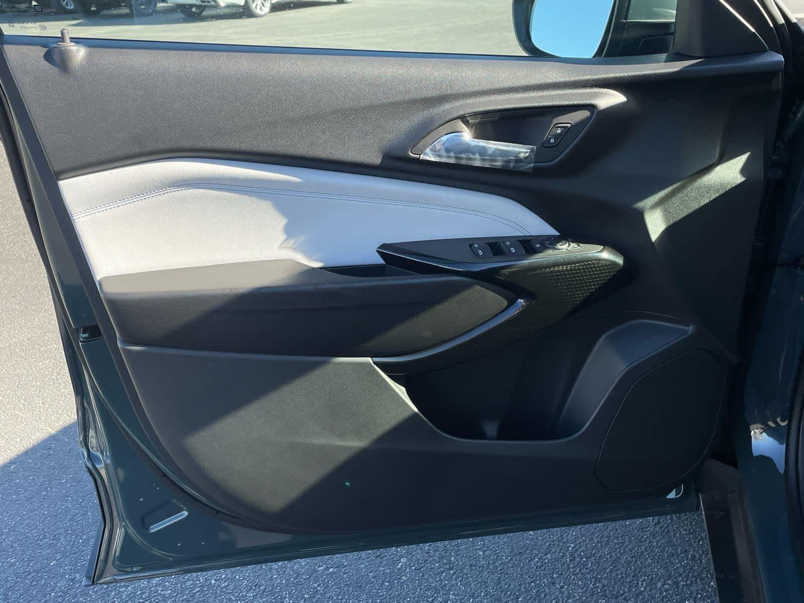 2026 Chevrolet Trax LT - Photo 11