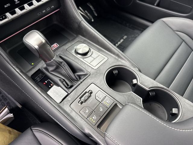 2026 Lexus IS 350 F SPORT - Photo 21