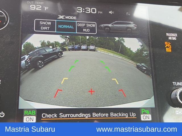 Used 2025 Crystal White Pearl Subaru Onyx Edition image 29