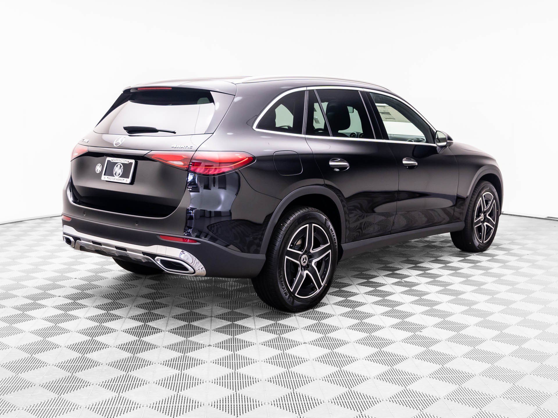 New 2027 Black Mercedes-Benz GLC 300 image 45