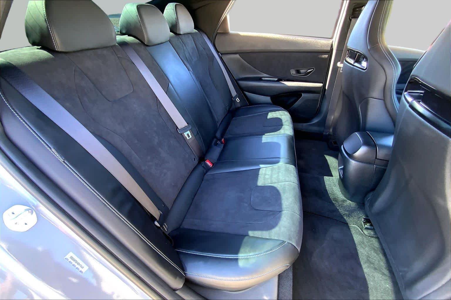 Used 2025 Cyber Gray Hyundai  image 19