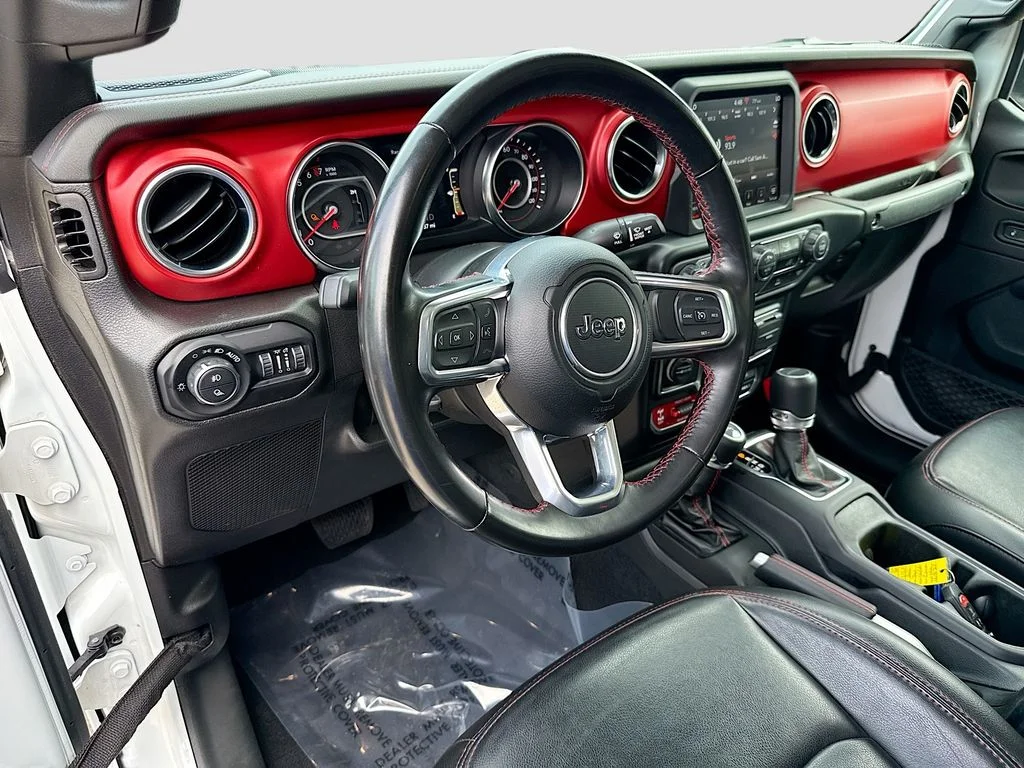 Used 2022 Bright White Clearcoat Jeep Rubicon image 10