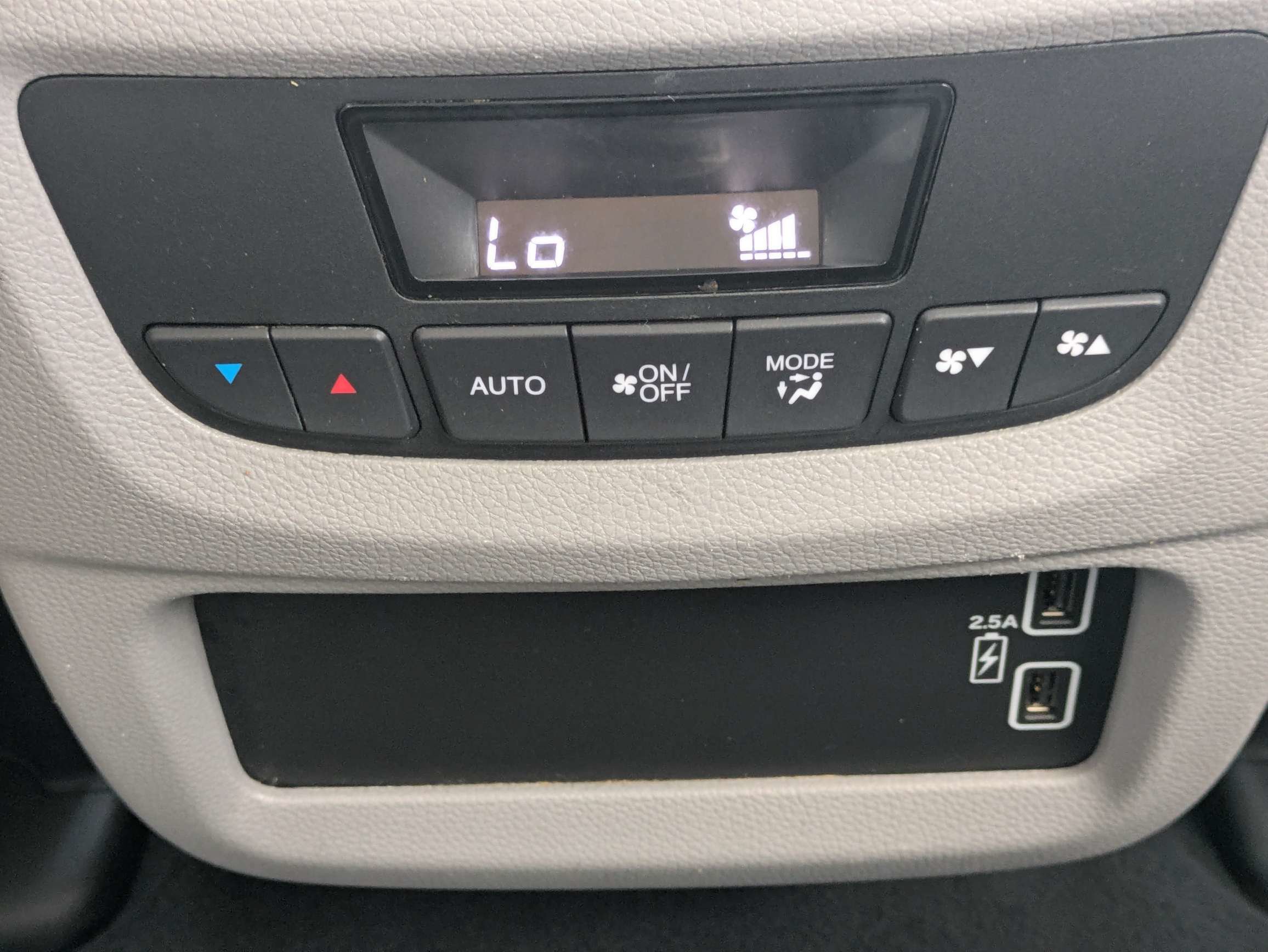 Used 2020 Lunar Silver Metallic Honda EX-L image 23