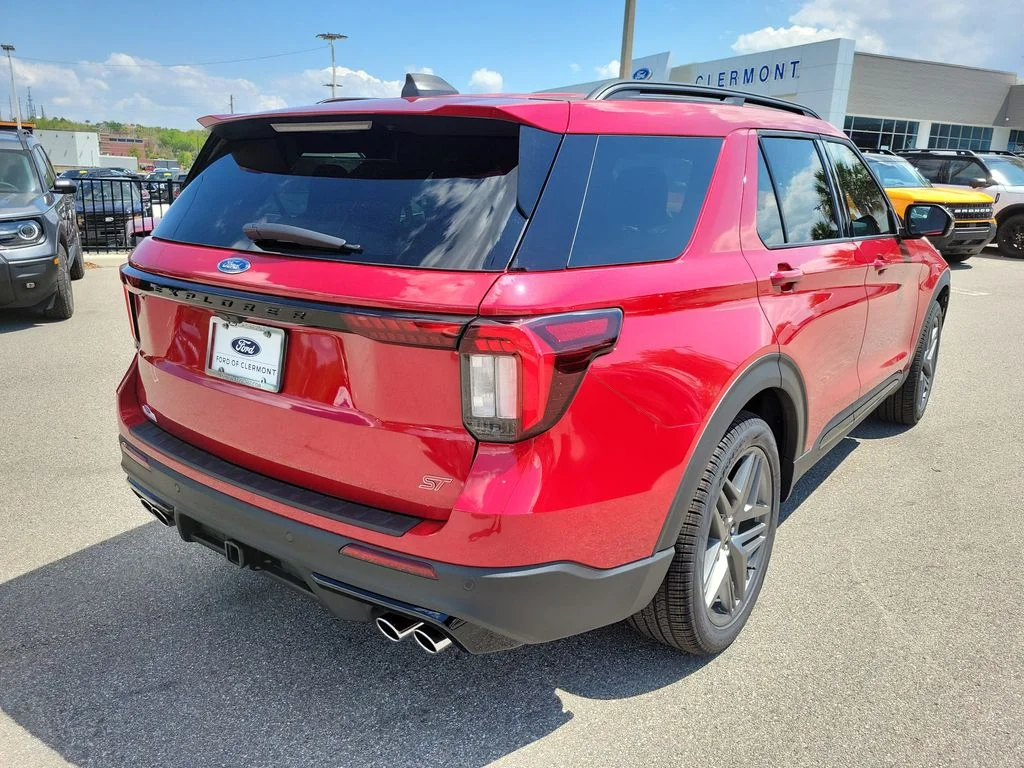 New 2026 Rapid Red Metallic Tinted Clearcoat Ford ST image 5