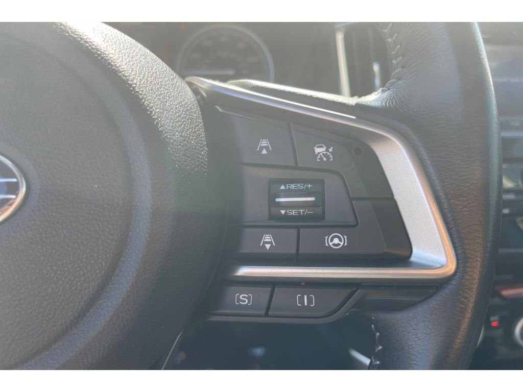 Used 2022 CRYSTAL WHITE PEARL Subaru Premium image 38