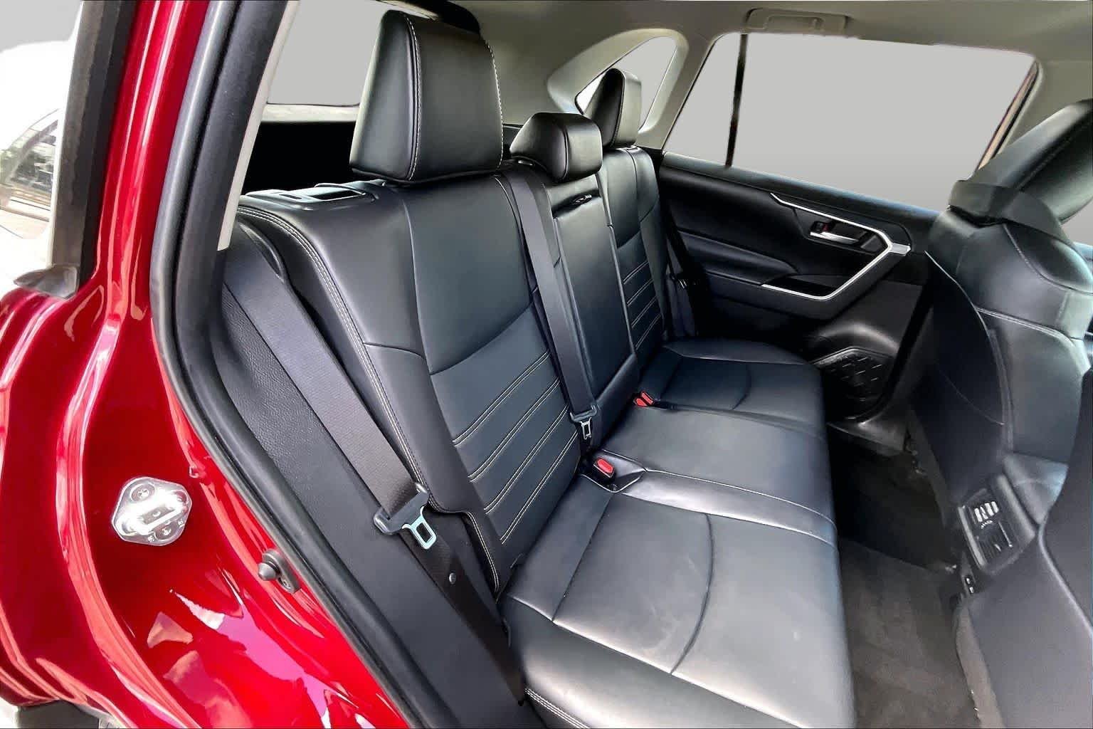 Used 2024 Ruby Flare Pearl Toyota XLE Premium image 20
