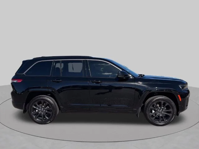 Used 2026 Black Jeep Limited Reserve image 6