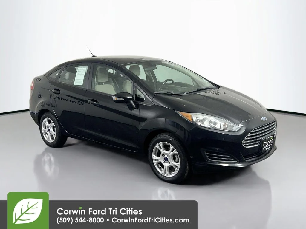 2016 Ford Fiesta SE Sedan's photo