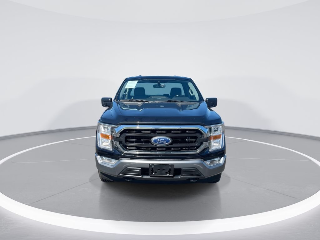 Used 2022 Black Ford XLT image 3