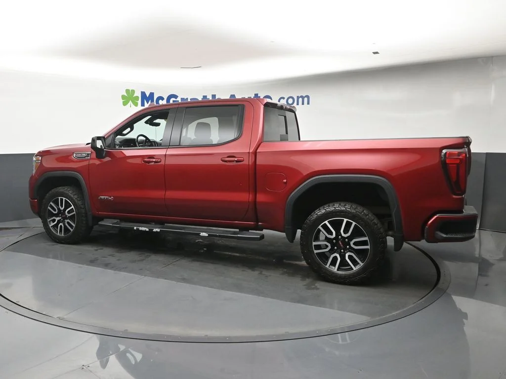 Used 2020 Red GMC AT4 image 23