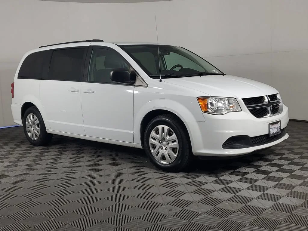Used 2018 White Dodge SE image 2