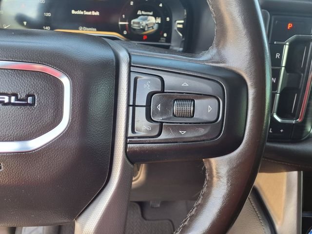 Used 2022 White GMC Denali image 18