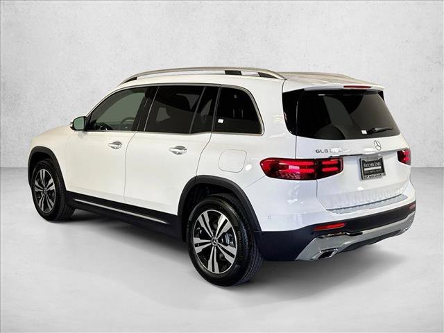 New 2026 Polar White Mercedes-Benz GLB 250 image 37