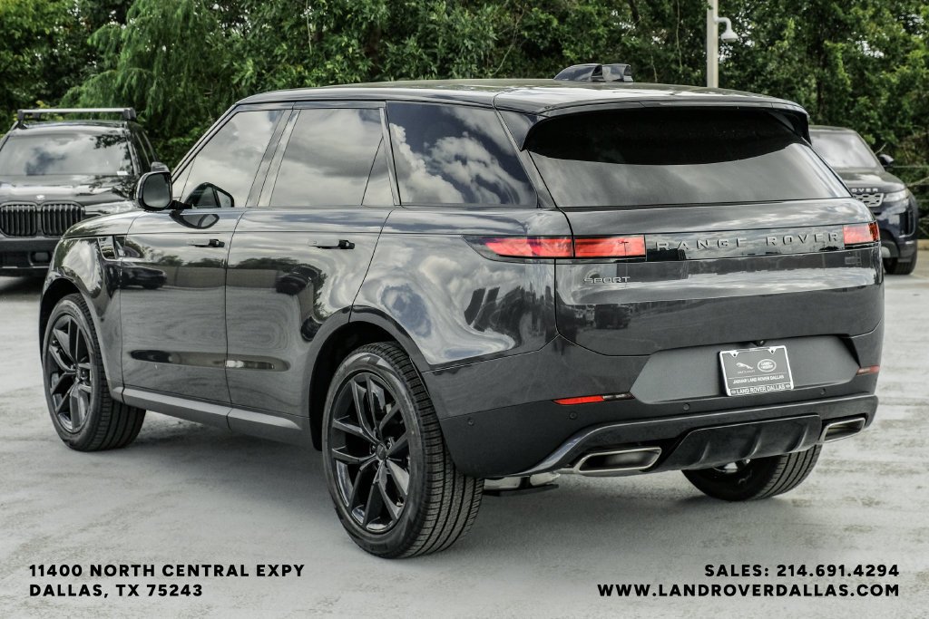 New 2026 Carpathian Gray Land Rover SE image 12