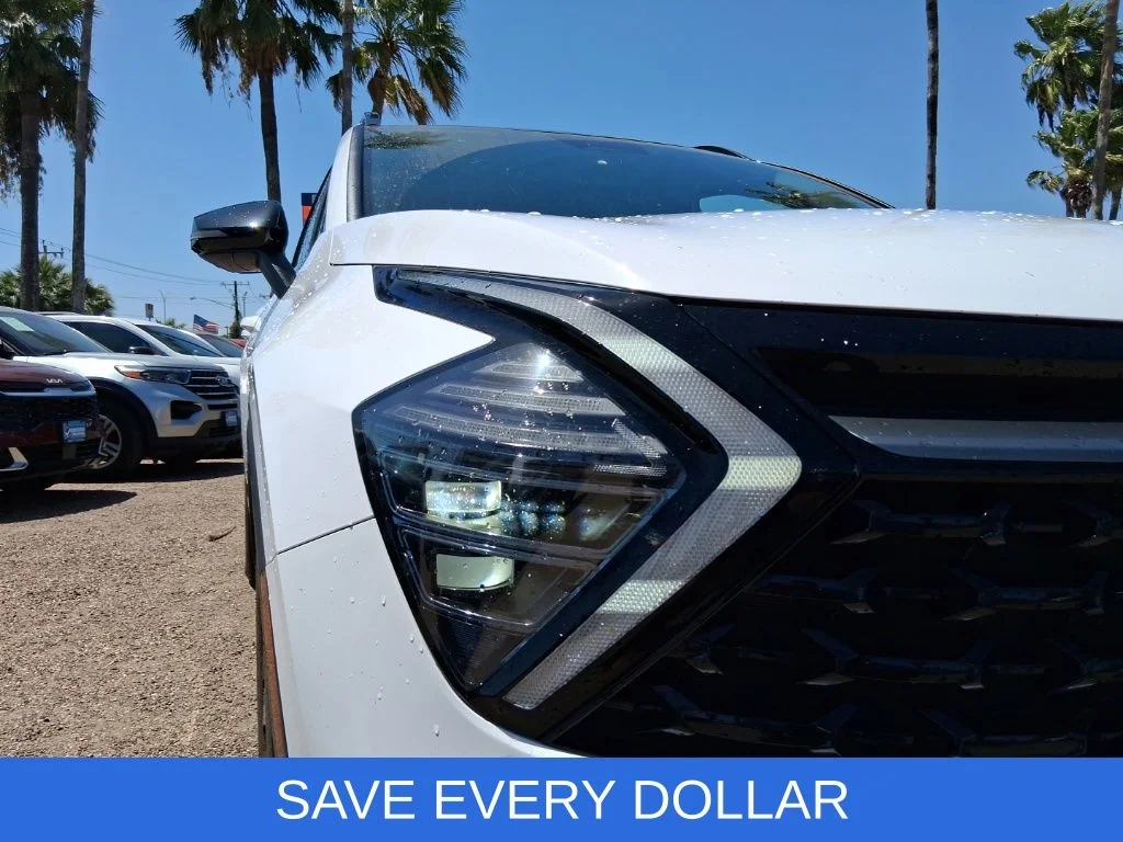 Used 2024 White Kia X-Line image 3