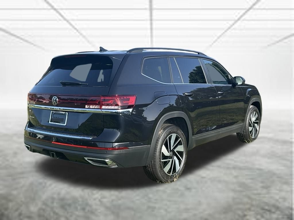 New 2026 Black Volkswagen SE w/Technology image 5