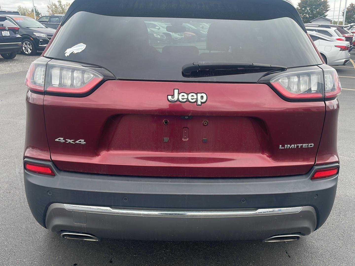 Used 2019 Velvet Red Pearlcoat Jeep Limited image 9