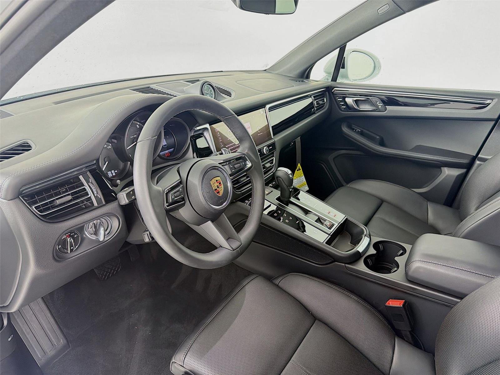 Used 2025 White Porsche  image 4