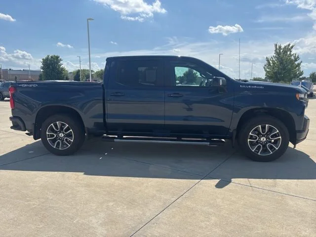Used 2020 NORTHSKY BLUE METALLIC Chevrolet RST image 31