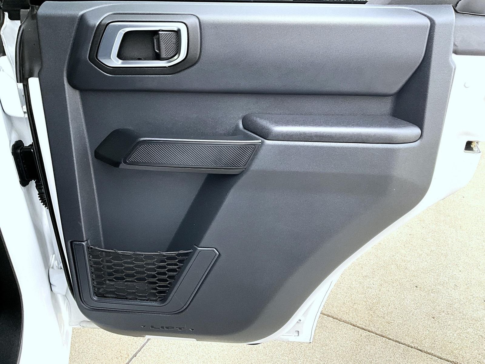 Used 2025 White Ford Big Bend image 18