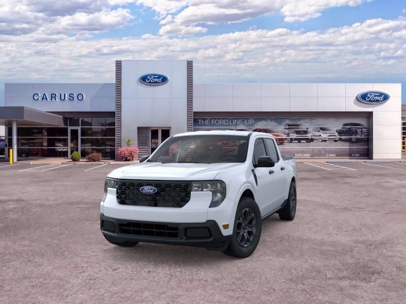 New 2026 Oxford White Ford XLT image 2