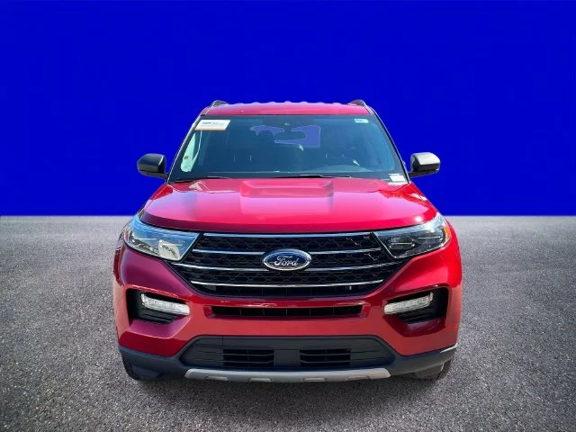 Used 2023 Red Ford XLT image 8