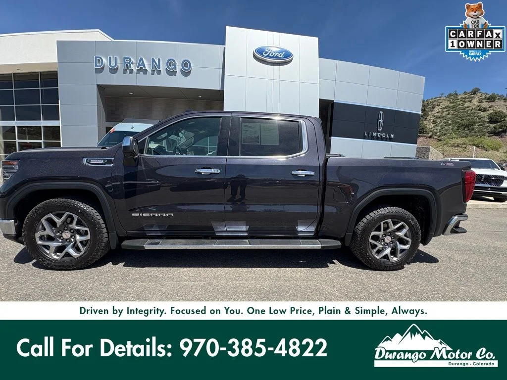 Used 2023 Titanium Rush Metallic GMC SLT image 3