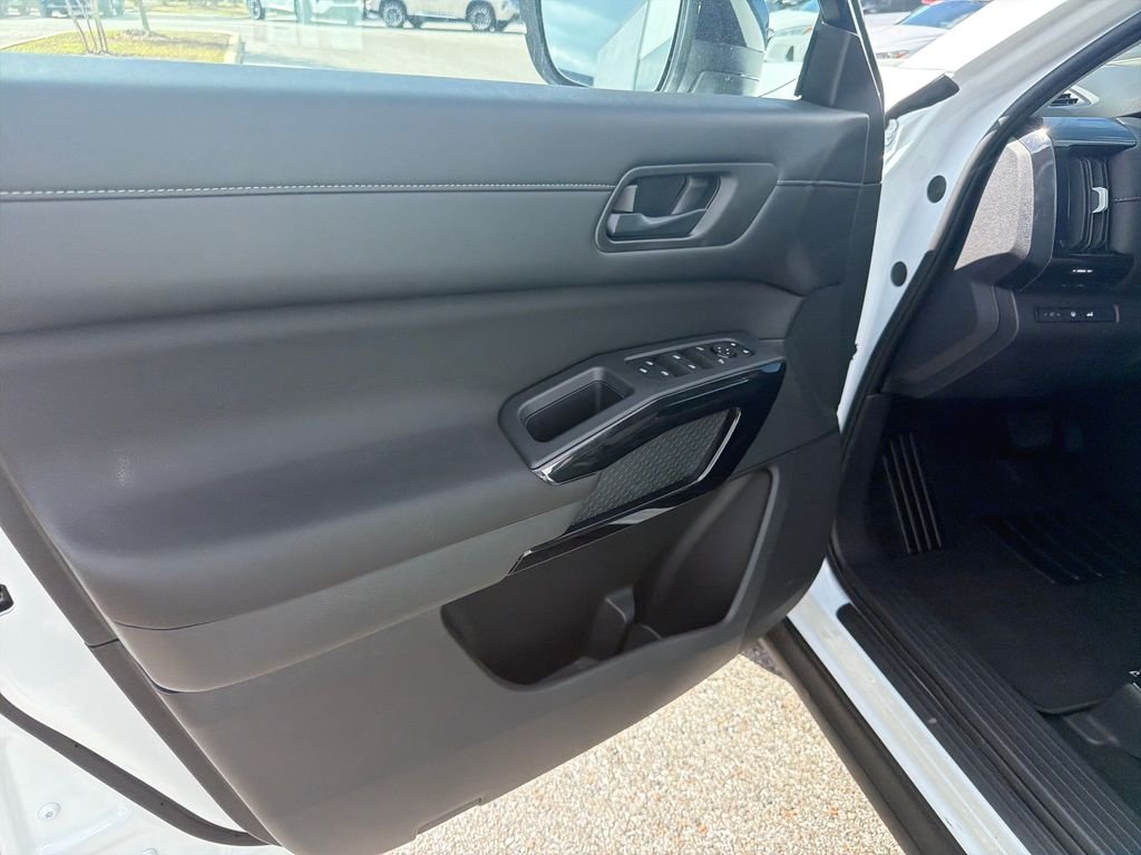 New 2026 Nissan Pathfinder SV 4D Sport Utility