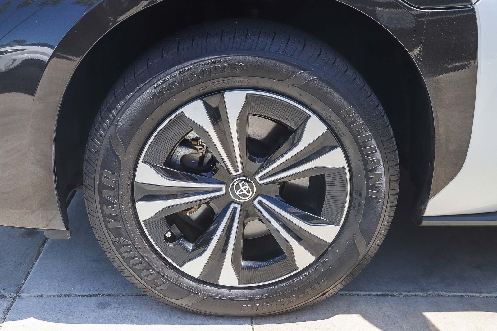 Used 2023 Beige Toyota XLE image 10