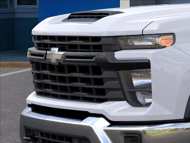 New 2026 Summit White Chevrolet Work Truck image 13