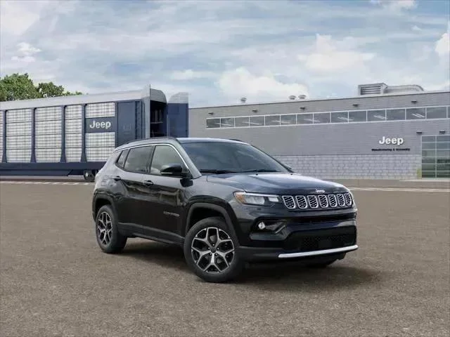 New 2026 Diamond Black Crystal Pearl-Coat Exterior Paint Jeep Limited image 15