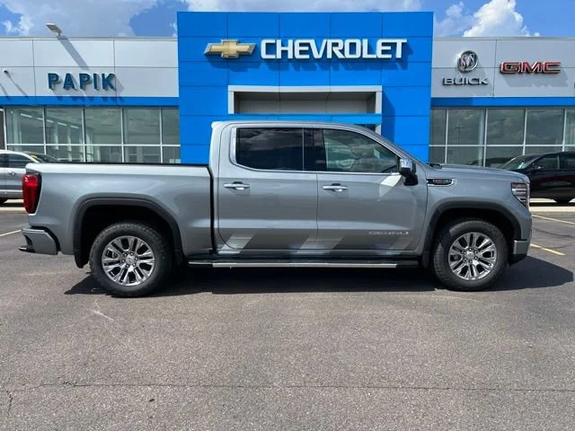 2026 GMC Sierra 4WD Crew Cab Short Box Denali's photo