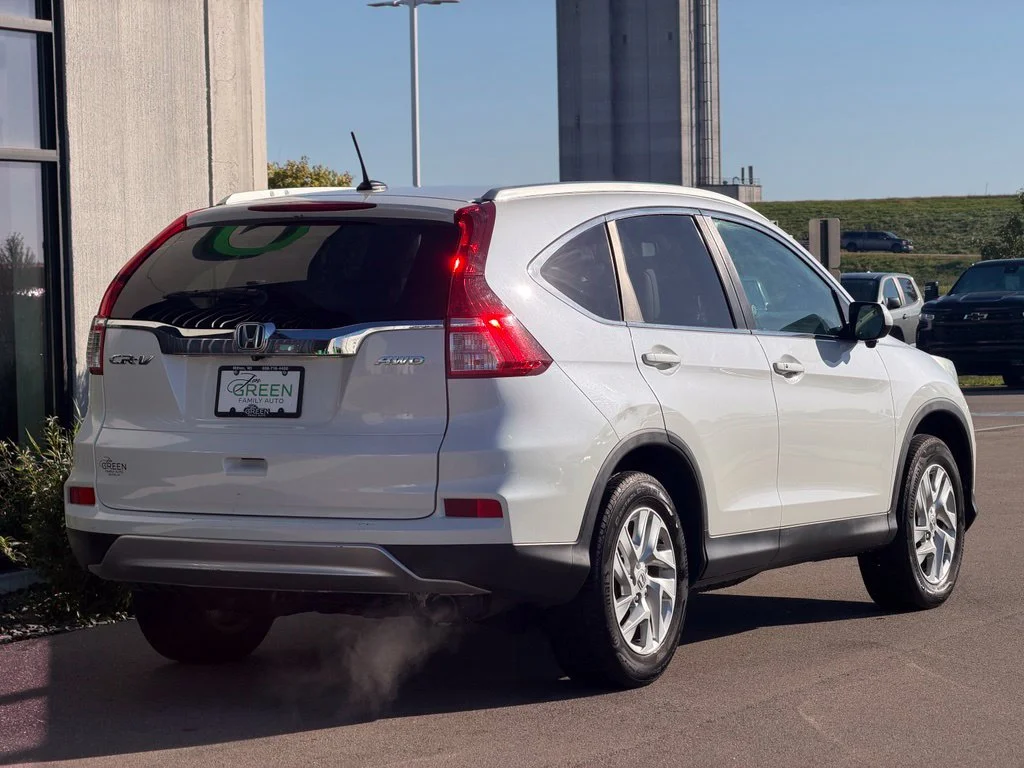 Used 2016 White Honda EX-L image 5