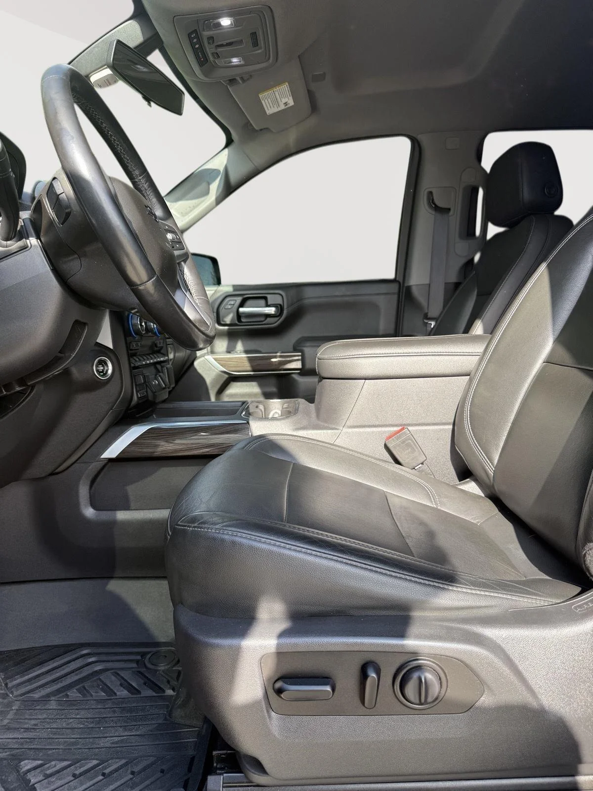 Used 2020 Northsky Blue Metallic Chevrolet LT Trail Boss image 9