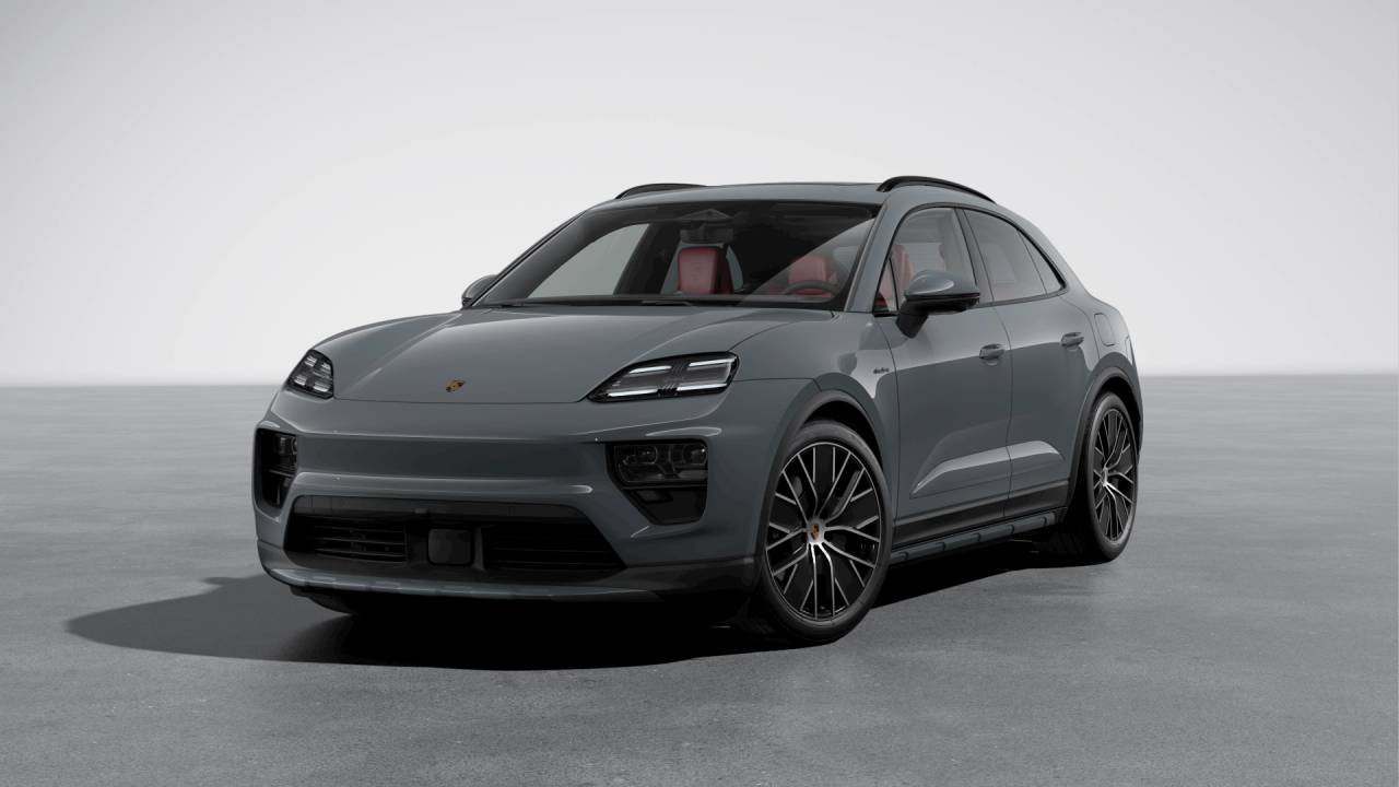 2026 Porsche Macan Base