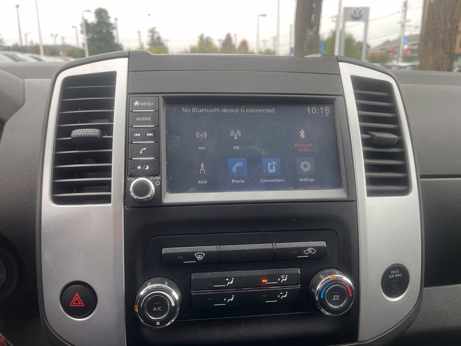 Used 2019 Glacier White Nissan SV image 11
