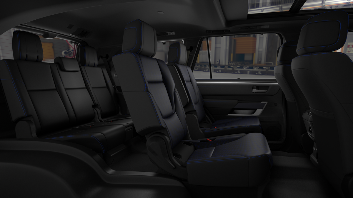 New 2026 Wind Chill Pearl Toyota Platinum image 21