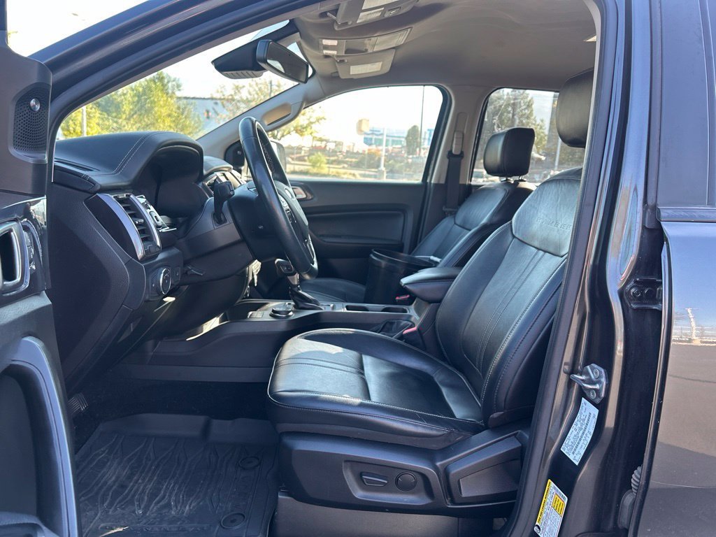 Used 2019 Magnetic Ford Lariat image 18