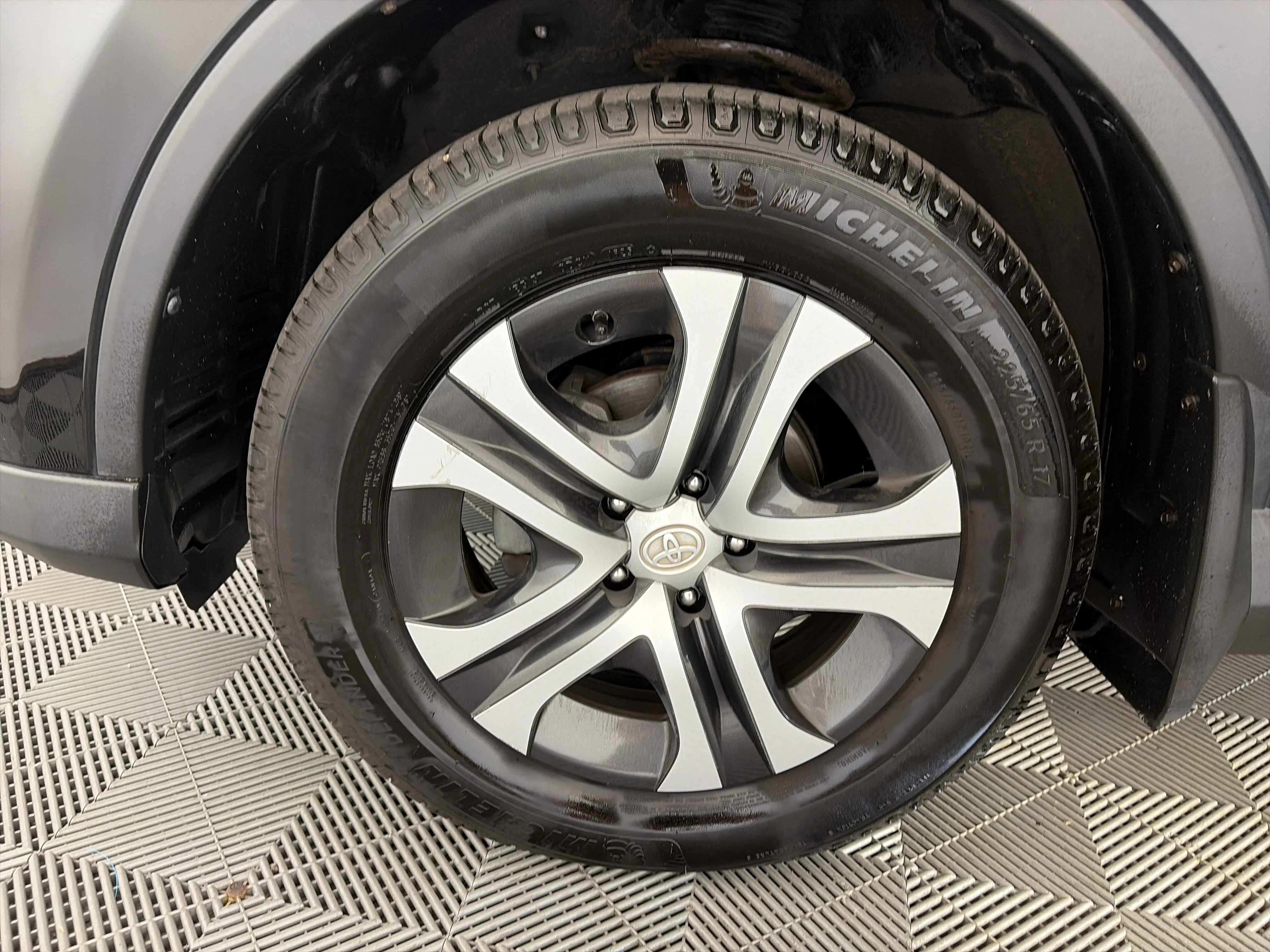 Used 2018 Black Toyota LE image 14