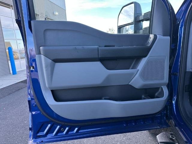 2026 Ford F-350 Super Duty XL - Photo 29
