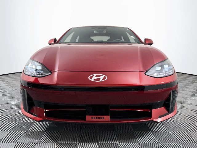 Certified Used 2025 Red Hyundai SEL image 11