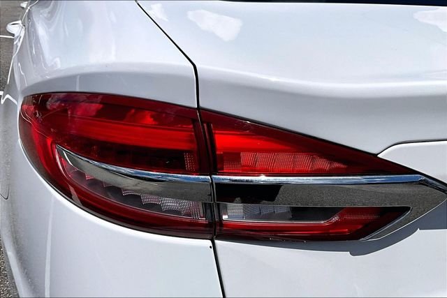 Used 2019 White Ford SE image 19