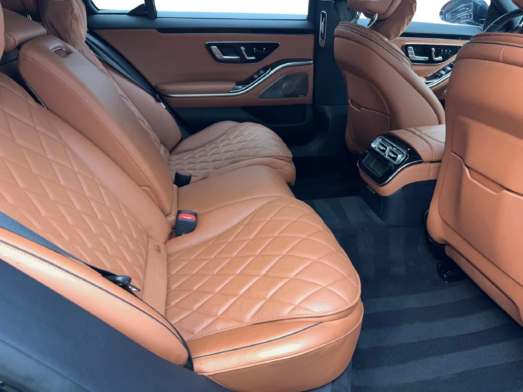 Used 2023 Green Mercedes-Benz S 500 image 39