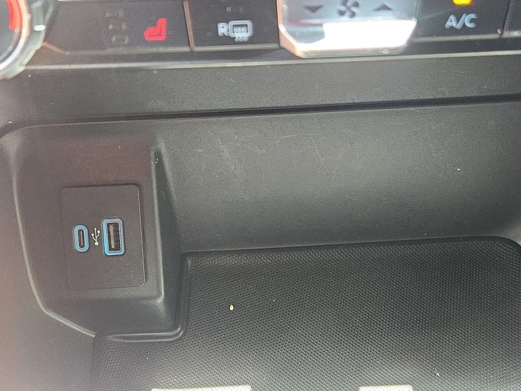 Used 2022 Gray Metallic Ford XLT image 47