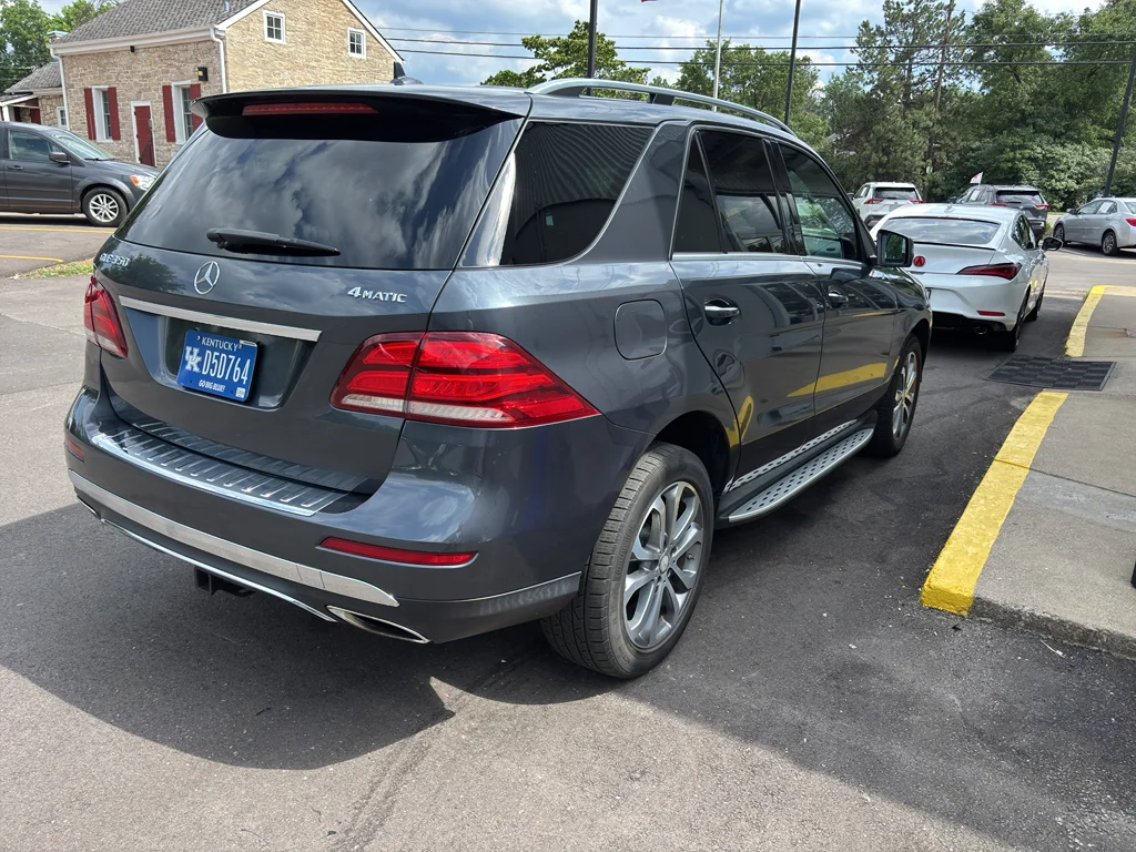 Used 2016 Steel Gray Metallic Mercedes-Benz GLE350 4MATIC® image 4