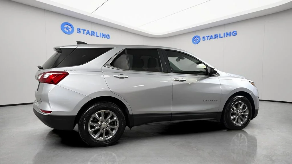 Used 2018 SILVER ICE METALLIC Chevrolet LT image 11
