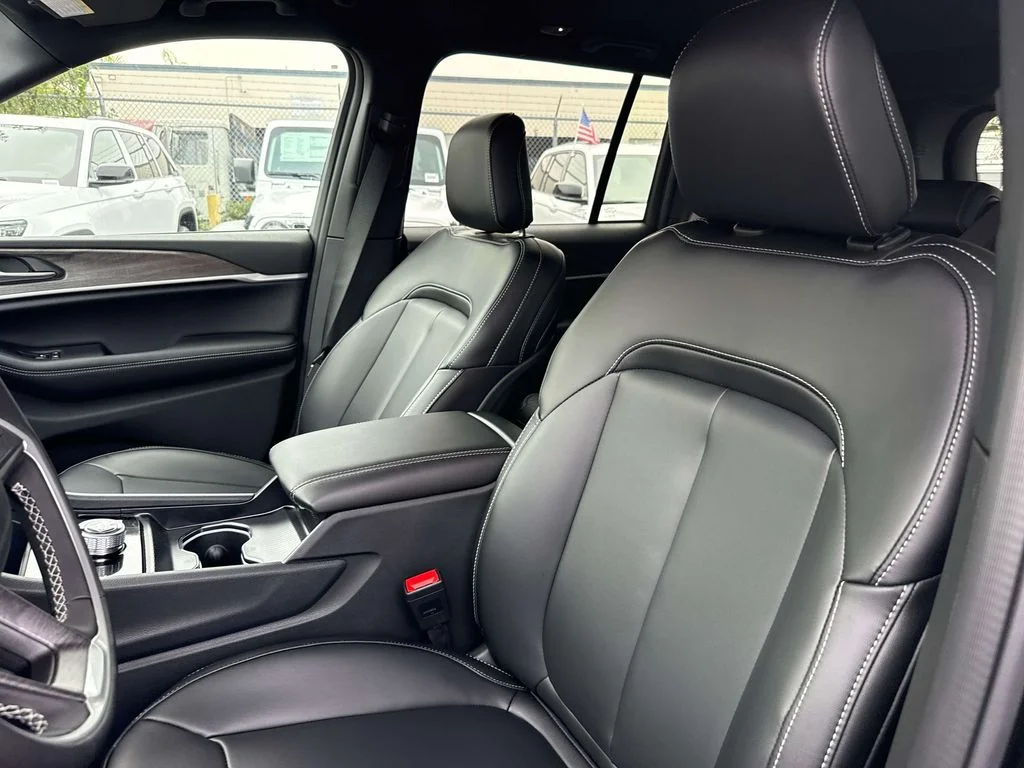 New 2025 Black Jeep Limited image 22