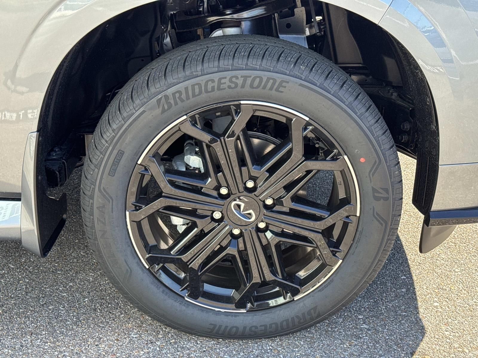 New 2026 2T DYNAMIC META INFINITI Sport 4WD image 3